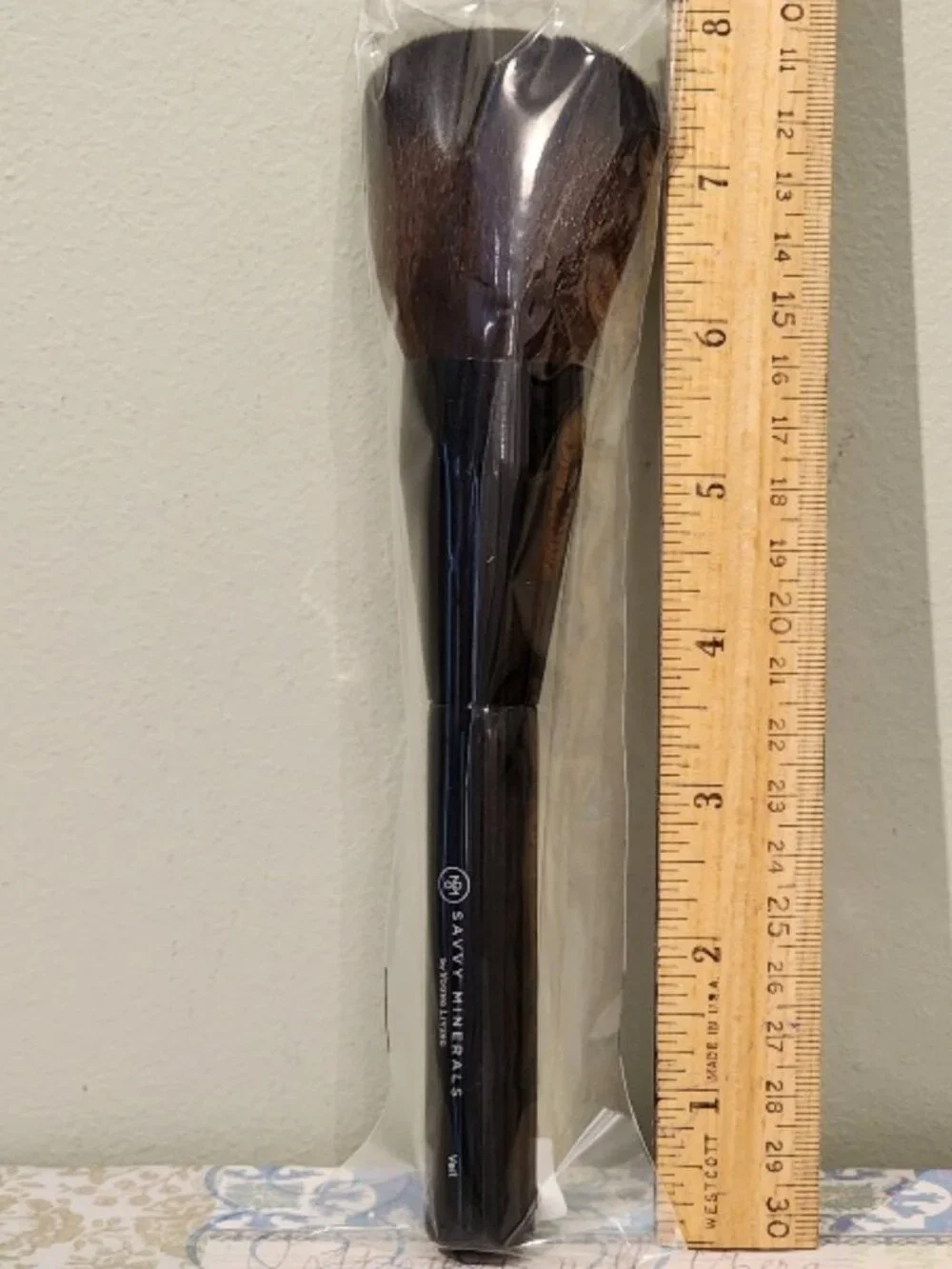 Savvy Minerals Veil Brush #20837 v.1 NWT